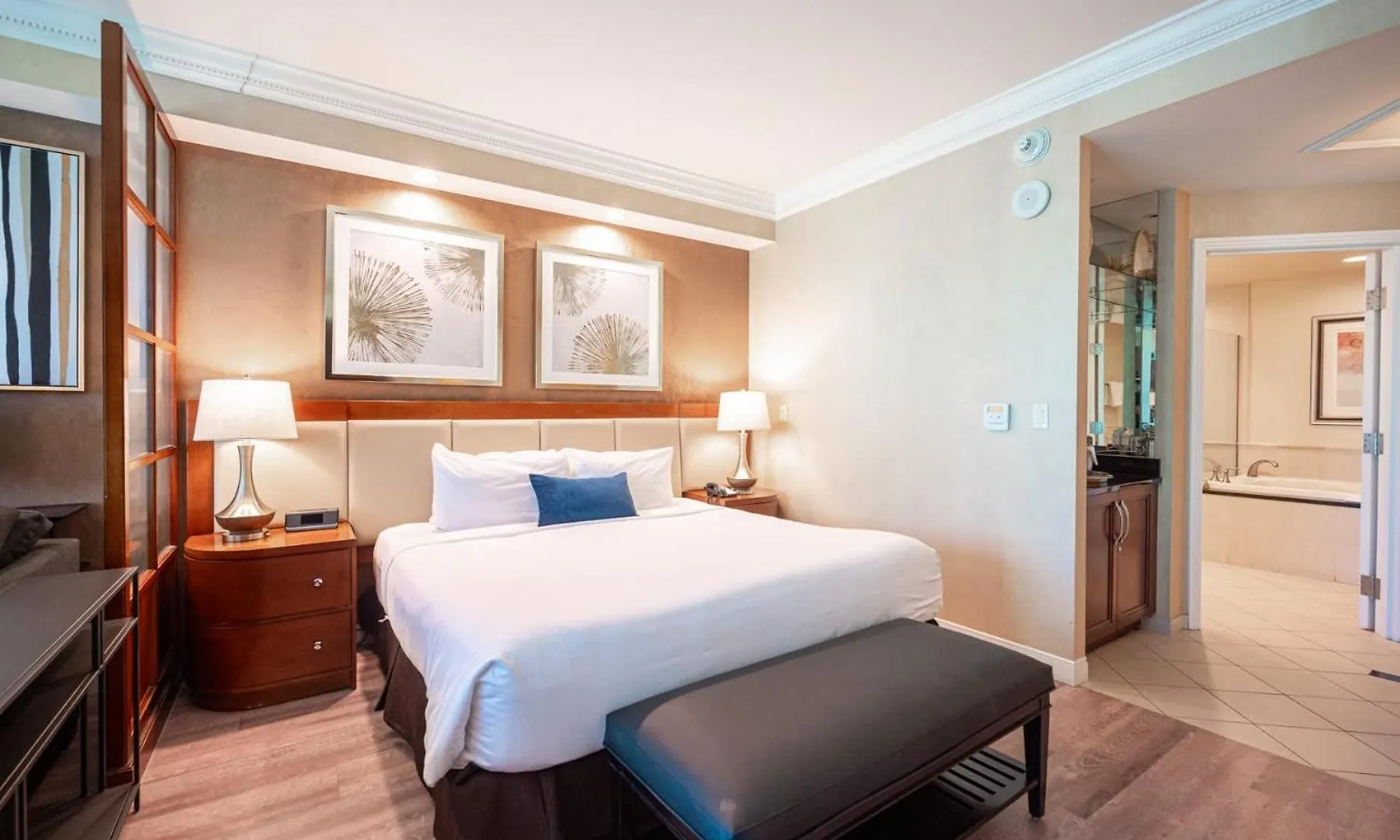 Holiday home No Resort Fee Strip View Suite + Free Valet + Pool Las Vegas United States